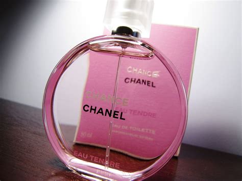 Chanel chance pink bottle